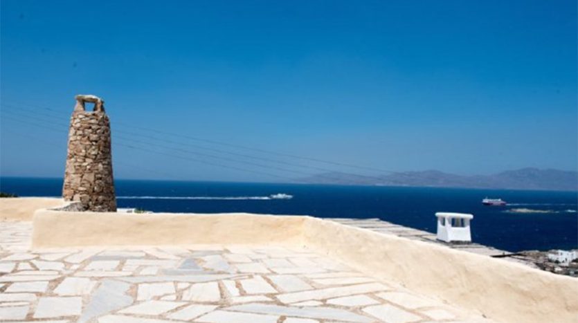 Villa with Unrivaled Views in Mykonos