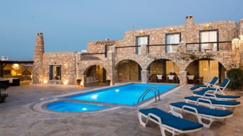 Villa with Unrivaled Views in Mykonos