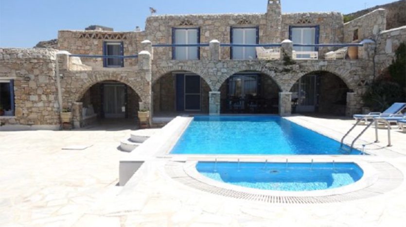 Villa with Unrivaled Views in Mykonos