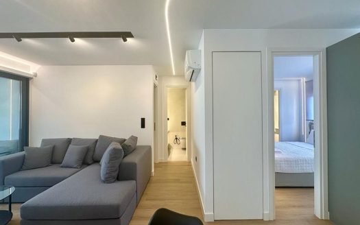 Modern Apartments: Pireas Center Living