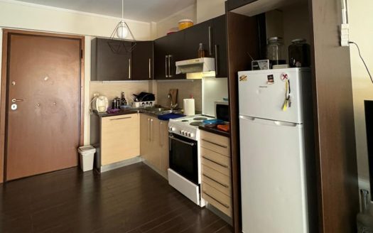 Two-Bedroom Apartment in Pireas