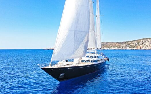 TAMARITA | 4 Cabins | 10 Guests | 46.5m