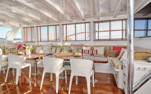 WHITE PEARL | 6 Cabins | 12 Guests | 34m