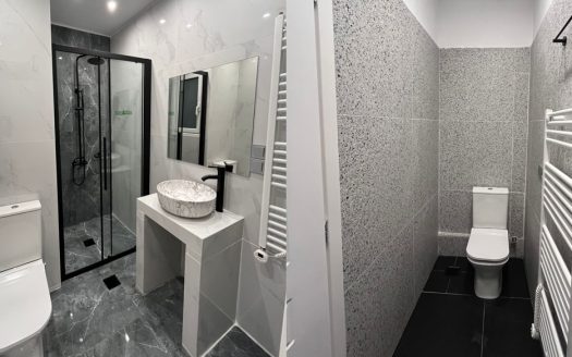 Golden Visa | Loft 2-Bedroom Apartment in Pagrati