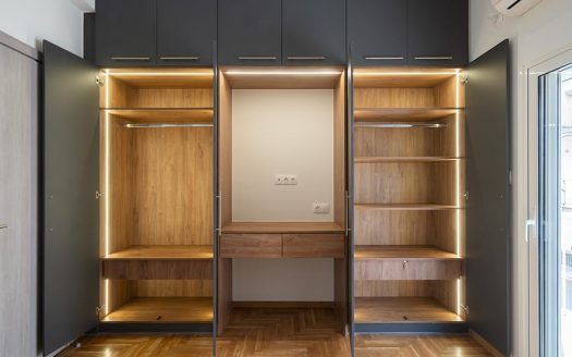 Prime Fully Renovated Apartment in Pagrati