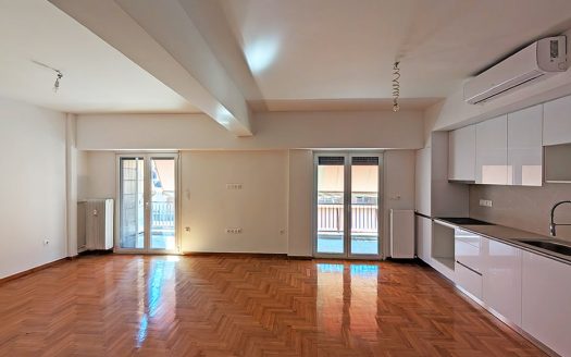 Renovated 3-Bedroom Apartment in Kaisariani