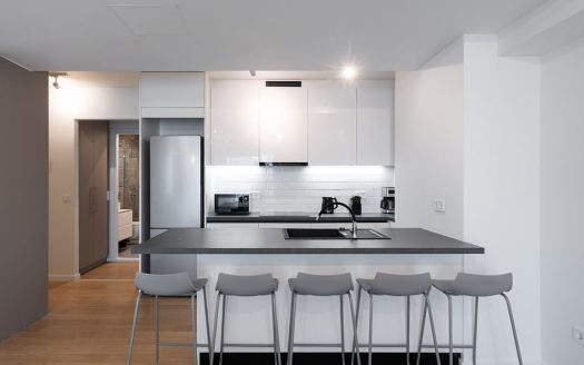 Modern 2-Bedroom Apartment in Athens Historic Center